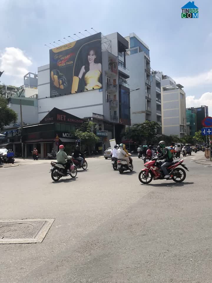 Ảnh Cần bán gấp căn nhà trên đường Bạch Đằng, Tân Bình. Giá 10,99 tỷ 0