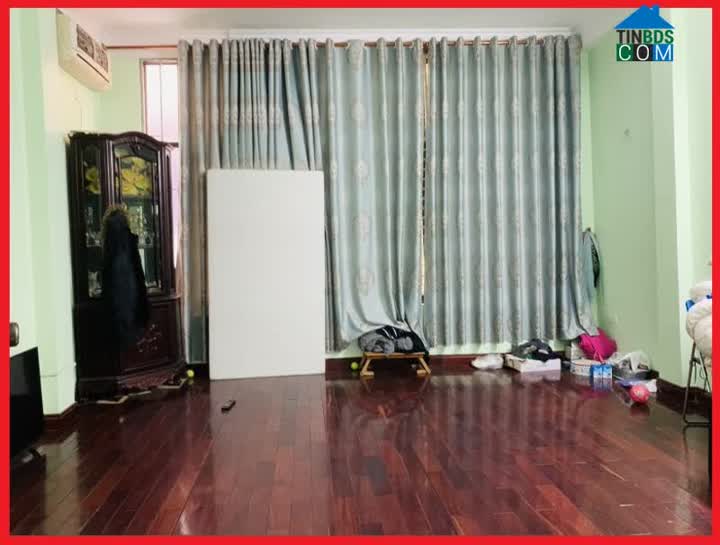 Ảnh Chính chủ bán nhà ngay Mặt phố Hào Nam 75m2 Mt 5m Ô tô Kd Vp Đầu tư 0
