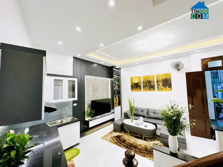 Ảnh Bán nhà phố Ngô Gia Tự, ô tô tránh nhau cách nhà 10m, diện tích 32m2, giá 3.28 tỷ 0