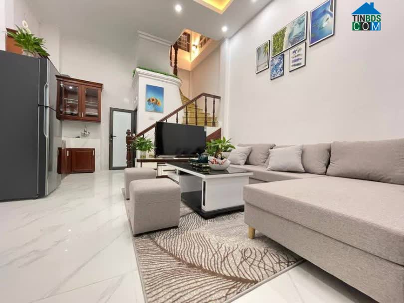 Ảnh Nhà phố Thịnh Liệt, Trung tâm Quận Hoàng Mai, Diện tích 43m2, mặt tiền 6.5m, 5m ra ô tô 0