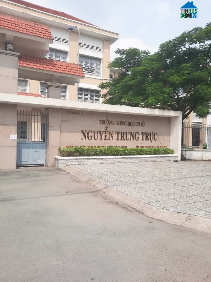 Ảnh Vị Trí Đẹp, Ô Tô Vào Nhà - Lê Thị Riêng Q12, 4 Tầng, 4 Pn, Sổ Vuông Vức, Không Lộ Giới. 0