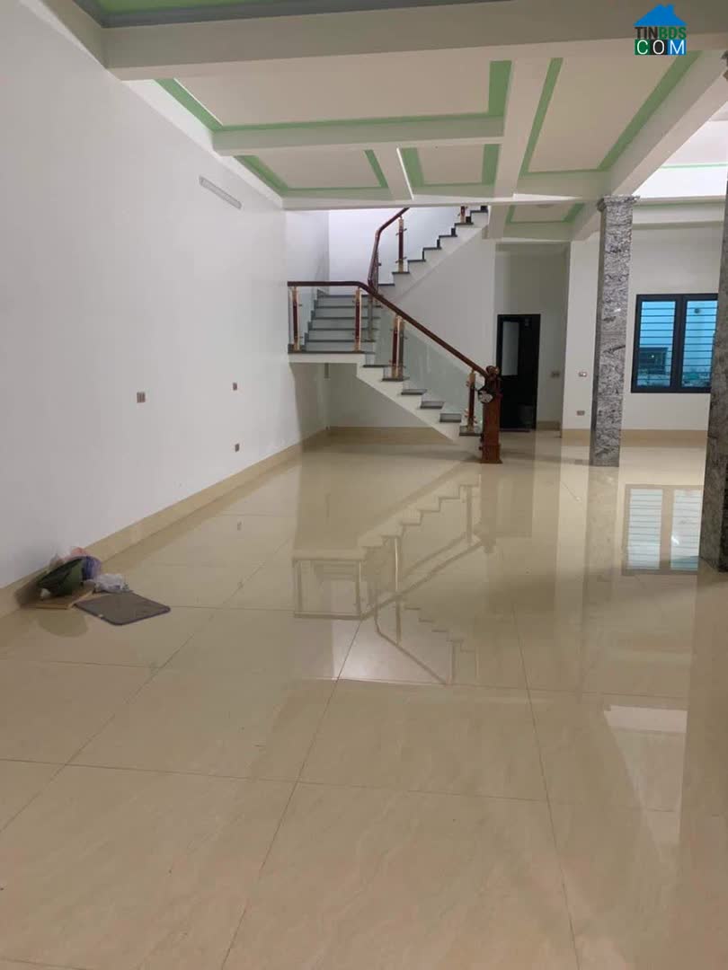 Ảnh Bán nhà mặt hồ Hồ Ba Mẫu, 80m, 3 tầng, 6.5m mặt tiền, kinh doanh, view hồ cực đẹp, chỉ 21.5 tỷ 0