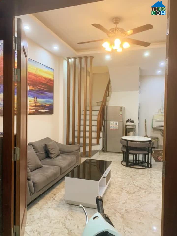 Ảnh Bán nhà phố Nguyễn Sơn nội thất đẹp long lanh, ô tô đỗ cửa, diện tích 33m2, giá nhỉnh 4 tỷ 0