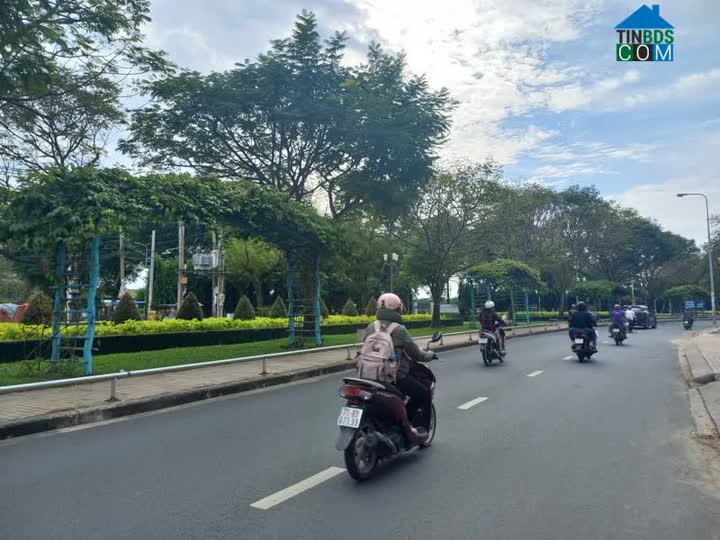 Ảnh Giảm 500 Triệu, Nhà Mtkd, 160m2, Ngang Khủng 8,5m, Nở Hậu, 6 Tầng, Đ. Kênh Nước Đen, B.Tân. 0