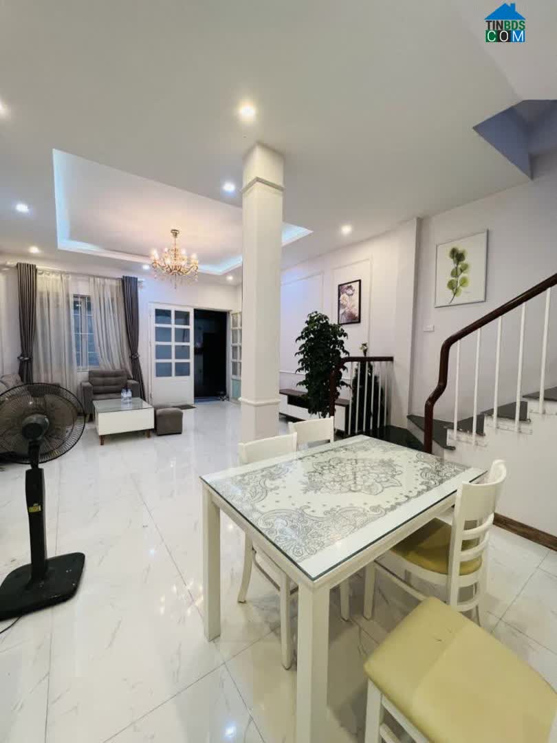 Ảnh Bán nhà Xã Đàn 36m2 x 4T, MT 6m, nhỉnh 3 tỷ 0