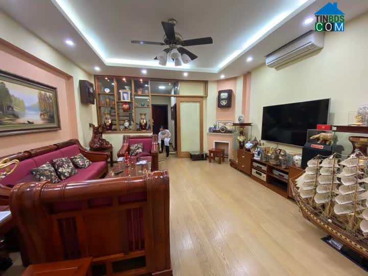 Ảnh BÁN NHÀ PHỐ LA THÀNH to, 40m x 5 tầng, 6PN vừa ở vừa thu 15tr/tháng, ngõ thoáng 0