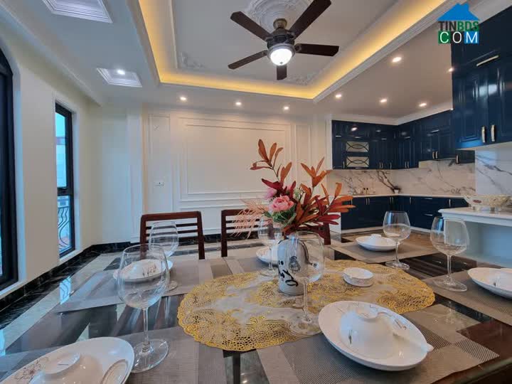 Ảnh Nhà đẹp ở ngay phố Nguyễn Khánh Toàn Cầu Giấy gần oto 43m 5T chỉ 5.1 tỷ (TL sâu) 0