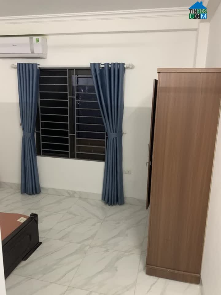 Ảnh Chính Chủ (Không Qua Trung Gian) Cần Bán Nhanh Căn Nhà 4 Tầng Tại Hoàng Mai, Hà Nội.
địa Chỉ:... 0