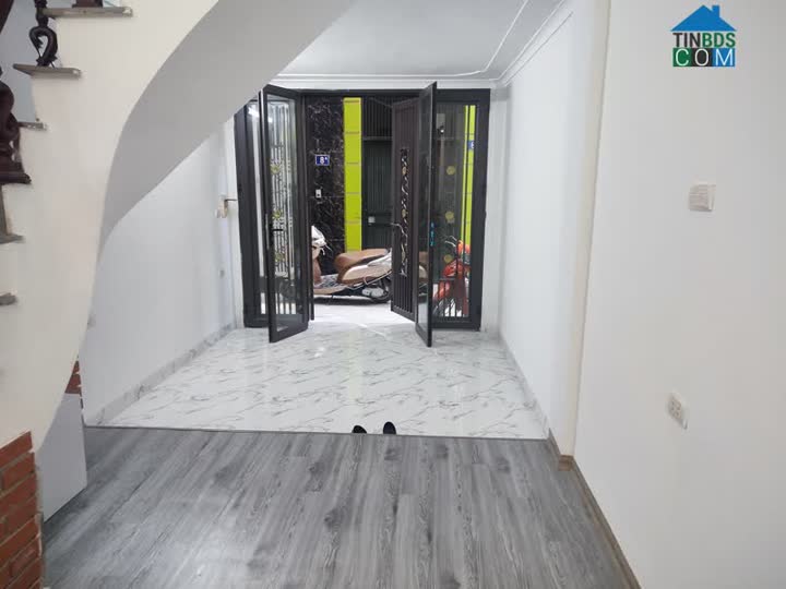 Ảnh TIN ĐƯỢC KHÔNG! Nhà đẹp Thịnh Liệt 35Mx5T, oto đỗ cổng, giá chỉ nhỉnh 3 tỷ 0