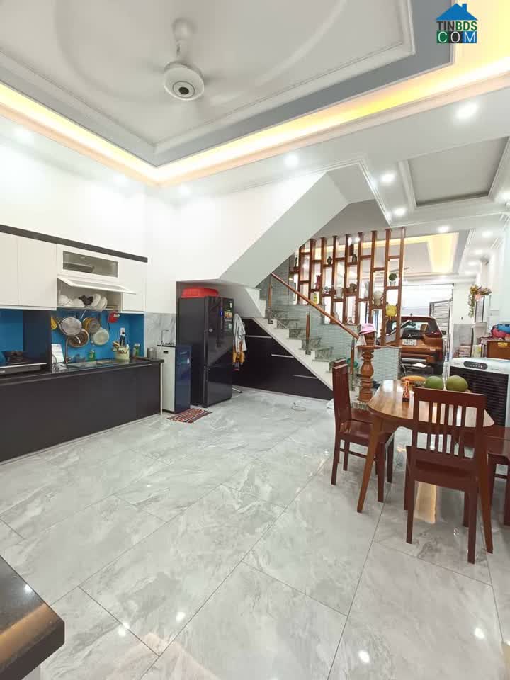 Ảnh Chỉ 53 triệu.m2-HXH Lê Văn Qưới-Bình Tân-4MX15M-Giá 3 Tỷ 0