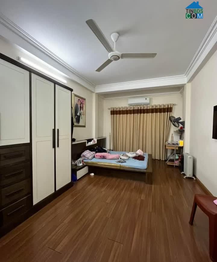 Ảnh CC bán gấp nhà đường Láng, Đống Đa, dân xây, ở luôn, yên tĩnh, 28m2x3 ngủ, nhỉnh 3 tỷ 0