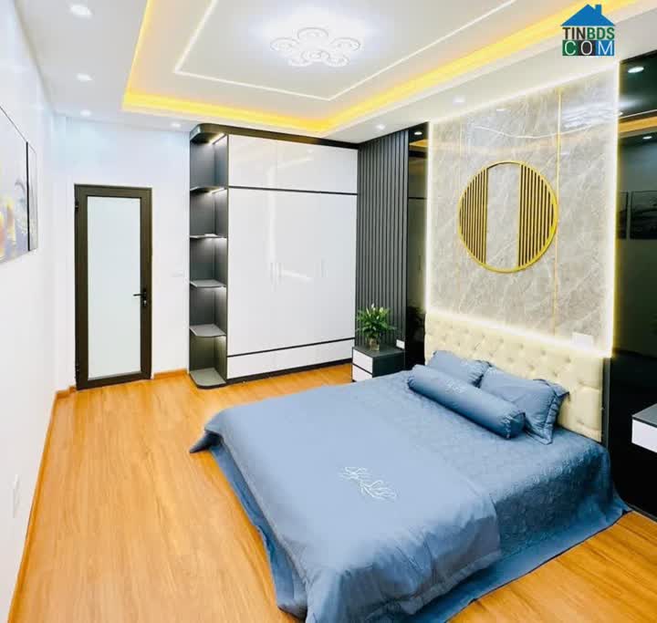 Ảnh Bán nhà Đê La Thành to, Đống Đa, mới tinh, ở ngay, gần ô tô, 34m2x3 ngủ, nhỉnh 4 tỷ 0