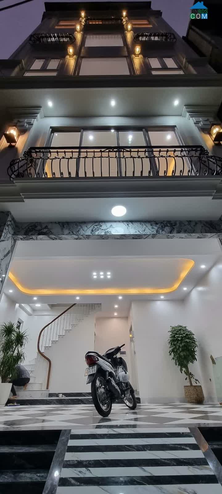 Ảnh Bán nhà Hoa Bằng Cầu Giấy 38m2 7tầng thang máy MT 5m nhỉnh 5tỷ gần ôtô (2) 0