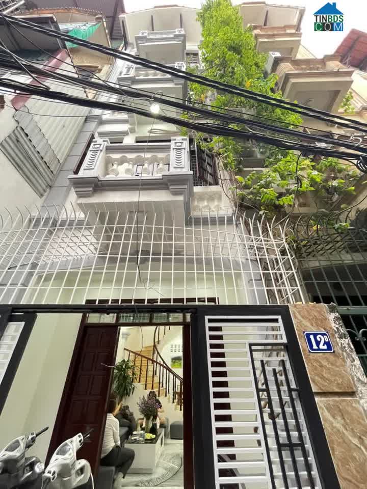 Ảnh Bán gấp nhà Võng Thị- Tây Hồ ba bước ra Hồ Tây 50m 4 tầng, ô tô cạnh nhà 5.2 tỷ cực hiếm 0