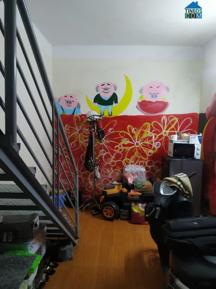 Ảnh Bán nhà 4 tầng ngõ Thịnh Hào 3, 18m, chỉ 2.1 tỷ 0332618488 0