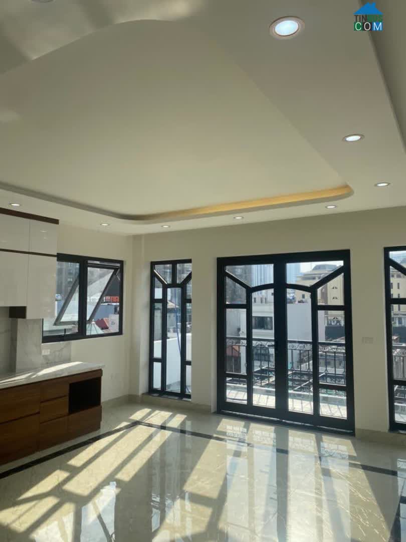 Ảnh Bán nhà mặt phố Xã Đàn 2, DTXD62.1m2, MT5.2m, ô tô tránh, chỉ 9.3 tỷ 0338080356. 0