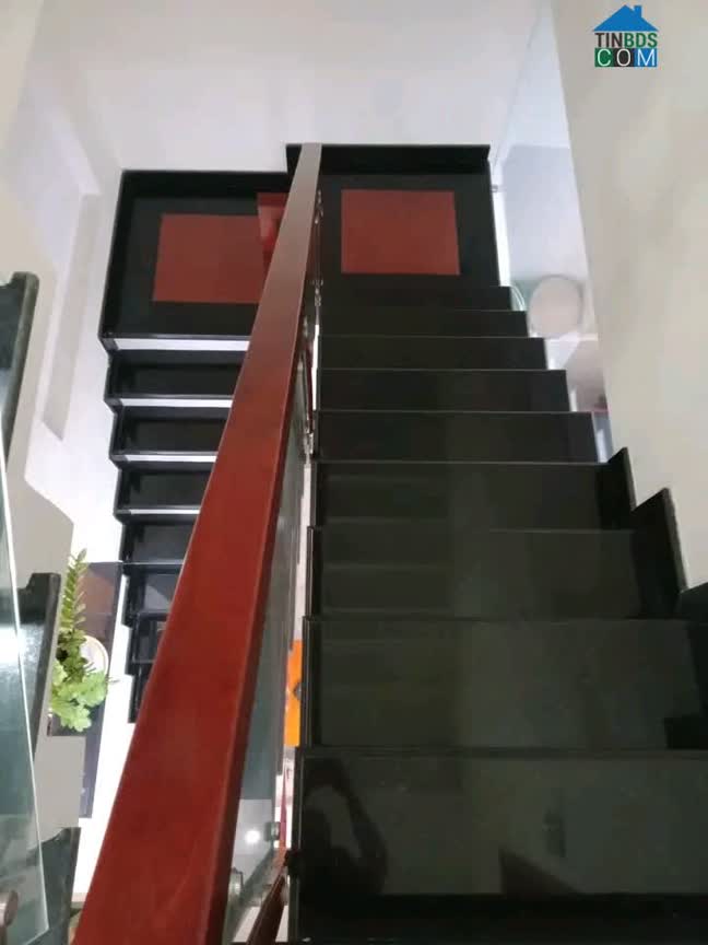 Ảnh Nhà sát đường Phạm VĂn Đồng, phường 3, hẻm xe hơi thông, chưa qua đầu tư. 0