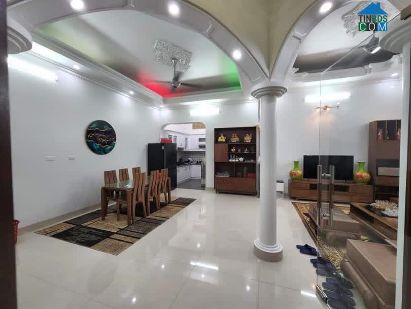 Ảnh Nhà đẹp ở ngay phố Khương Đình diện tích 108m2 mặt tiền 6.2m ngõ ba gác trãnh SH 0