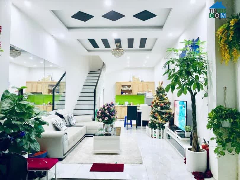 Ảnh Siêu ngon! Chùa Láng, oto đỗ cửa, ngõ thẳng tắp, 24m2 x 4T, MT 3.3m, chỉ 2.8 tỷ 0