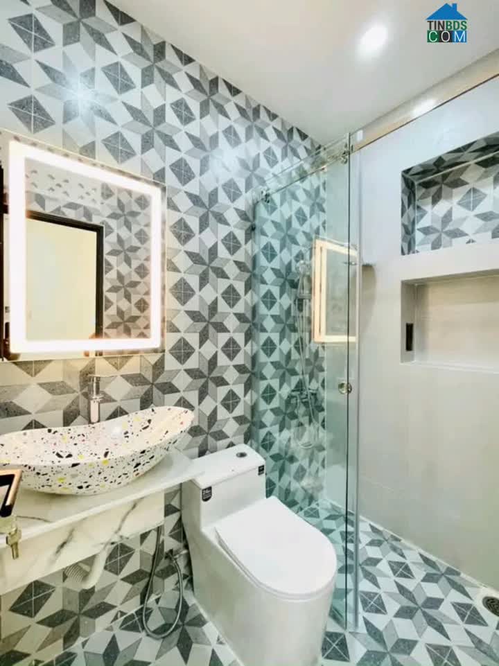 Ảnh Nhà Trần Bình Trọng, 50m2, hẻm thông, sát bên Phạm Văn Đồng. 0