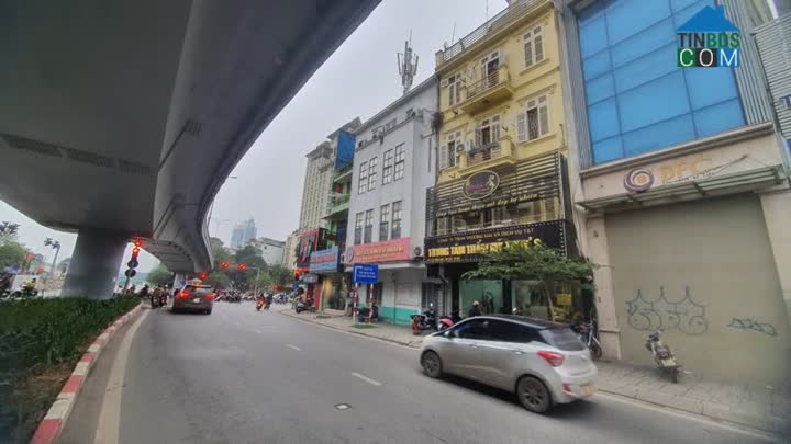 Ảnh Bán nhà quận Đống Đa, mặt phố Hoàng Cầu. Dt 239m, 4T, MT 8.2m, 73 Tỷ. Vị trí view Hồ cực đẹp,... 0
