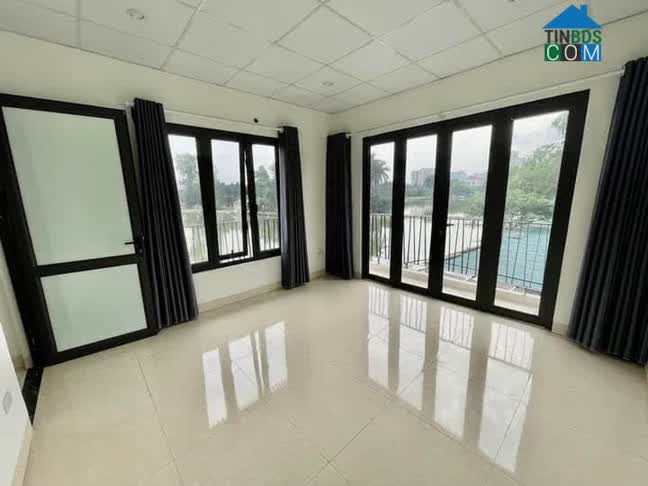 Ảnh Duy nhất căn nhà 48m2, ô tô đỗ cửa, lô góc, vị trí đắc địa, giá bình dân 0