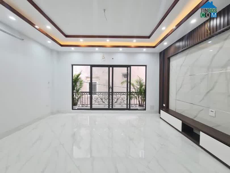 Ảnh Bán nhà Kim Đồng, 50m x 5T x 5.8 tỷ, Ô TÔ - GẦN PHỐ 0