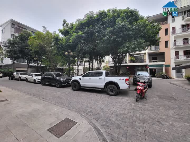 Ảnh Nhà Đẹp Phân Lô Oto Tránh Đỗ Cửa Vào Nhà Có Vỉa Hè Nguyễn Chí Thanh - Vỉa Hè View Công Viên 0