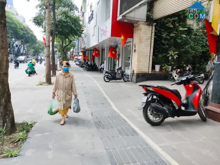 Ảnh Mặt Phố Khâm Thiên, Lô Góc, 8 Tầng Thang Máy _dt 100m2, 8 Tầng, MT 6m, 38 Tỷ 0