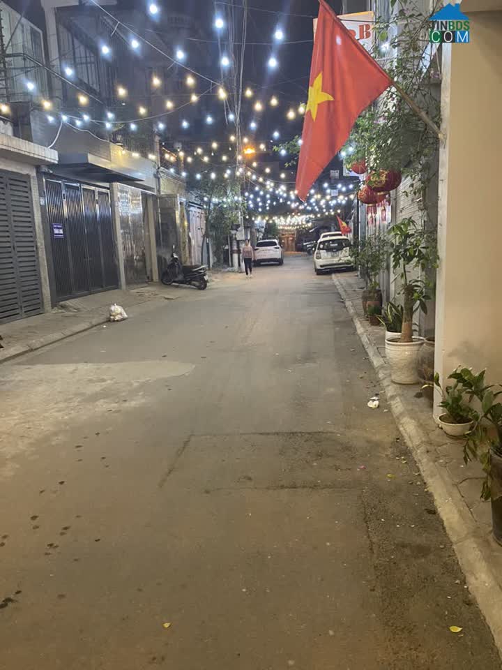 Ảnh Bán nhà ngõ 147 Tân Mai-hồ Đền Lừ, 55m2 x 5T sân cổng, ô tô vào, KD-VP tốt. Giá 8,3 tỷ 0