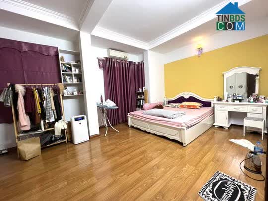 Ảnh Bán nhà gần hồ Linh Đàm, ngõ thông ô tô tránh, giá 6 tỷ. 0