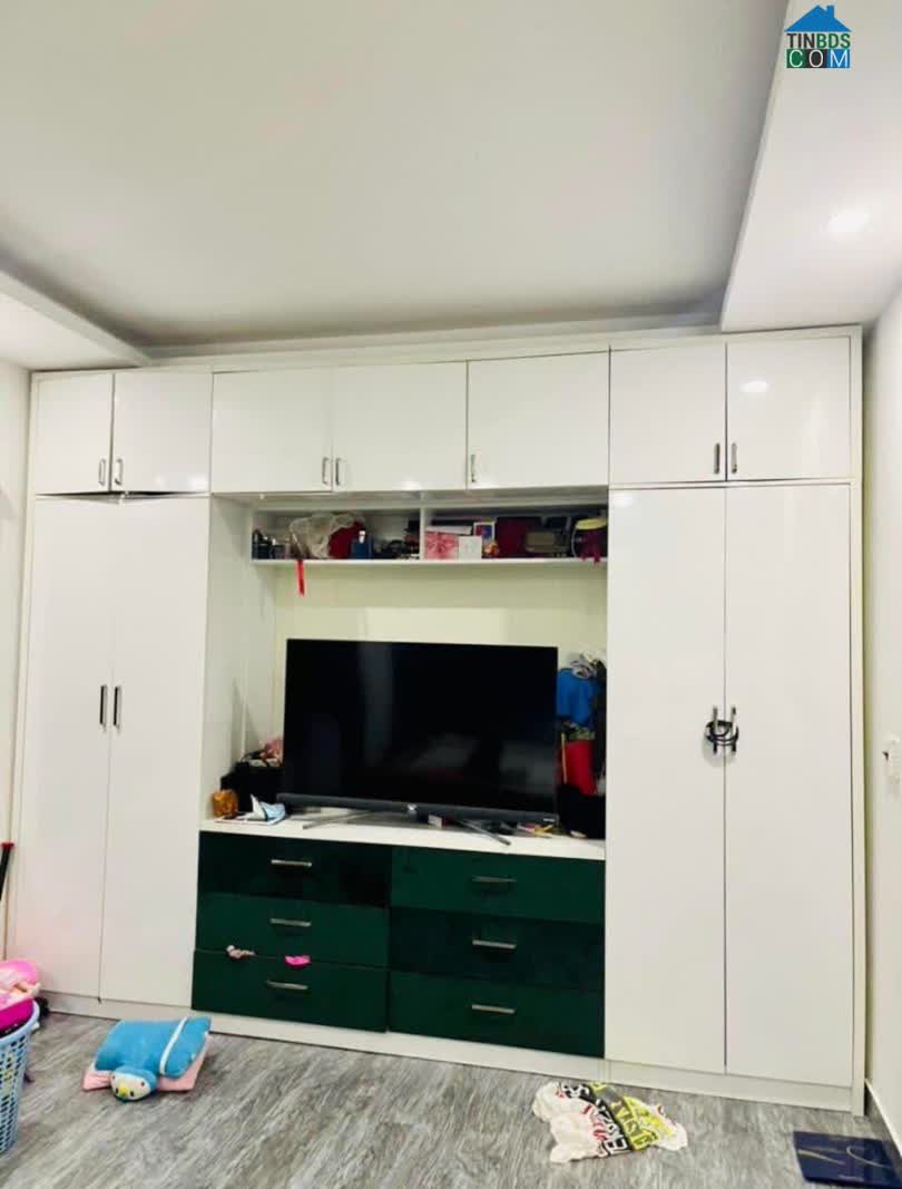 Ảnh Bán nhà Phố Nguyên Hồng giá rẻ 71m - 5 tầng - 4 phòng phù hợp hộ gia đình 0