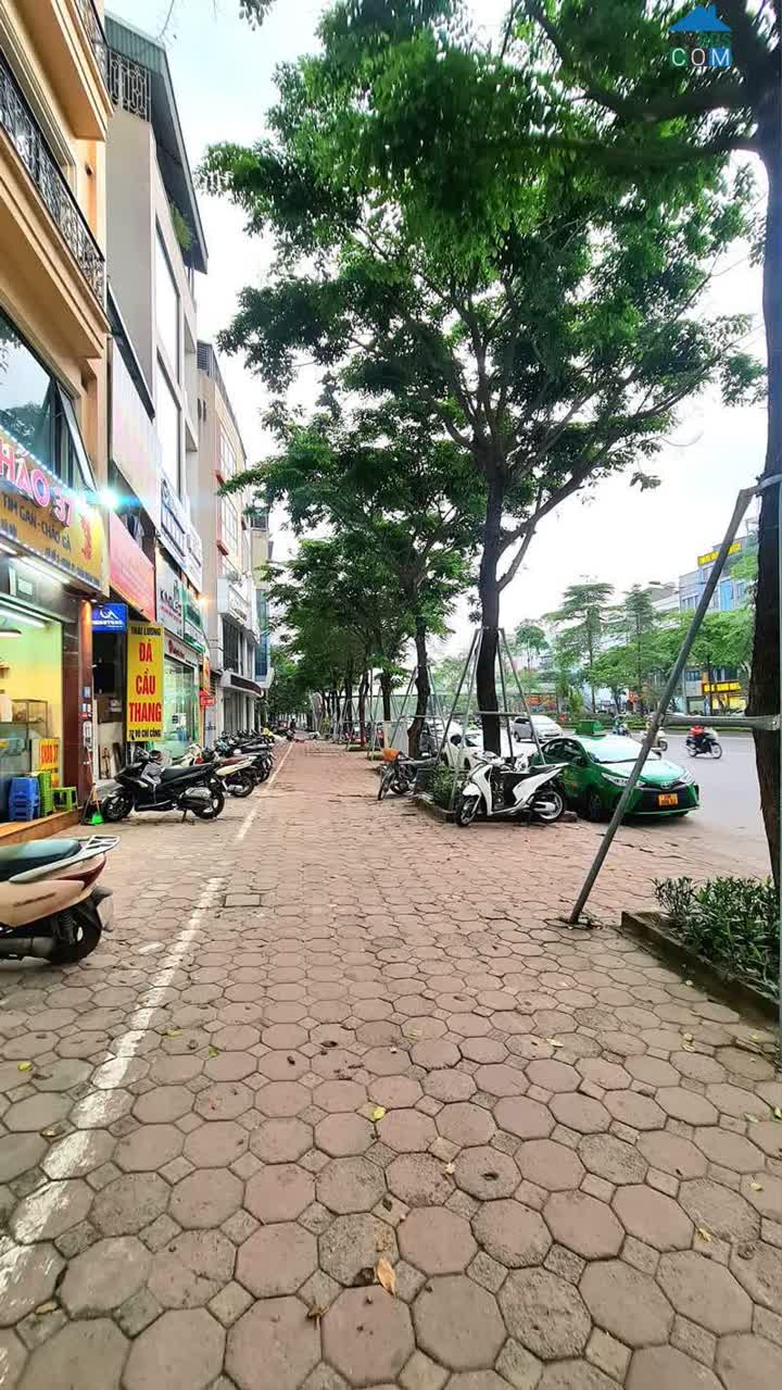 Ảnh Bán Nhà Mặt Phố Võ Chí Công 0