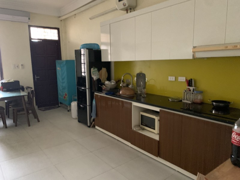 Ảnh Chủ bán gấp nhà mặt phố Hoàng Cầu 50m2, 4 tầng chỉ tầm 10 tỷ 0