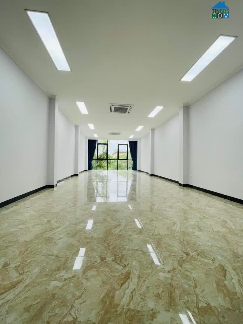 Ảnh ?Vip Tòa Văn Phòng Hoàng Cầu Vỉa Hè Ô Tô Tránh Kinh Doanh Đỉnh Cao 85M 7T MT 5.2, chỉ 31 tỷ 0