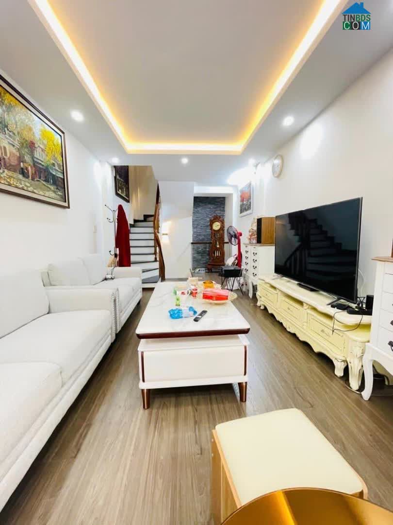 Ảnh 3 TỈ NHỎ XINH CÓ NGAY NHÀ ĐẸP – ĐÊ LA THÀNH – 35M X 5 TẦNG – MẶT TIỀN 5M – SÂN RIÊNG 0