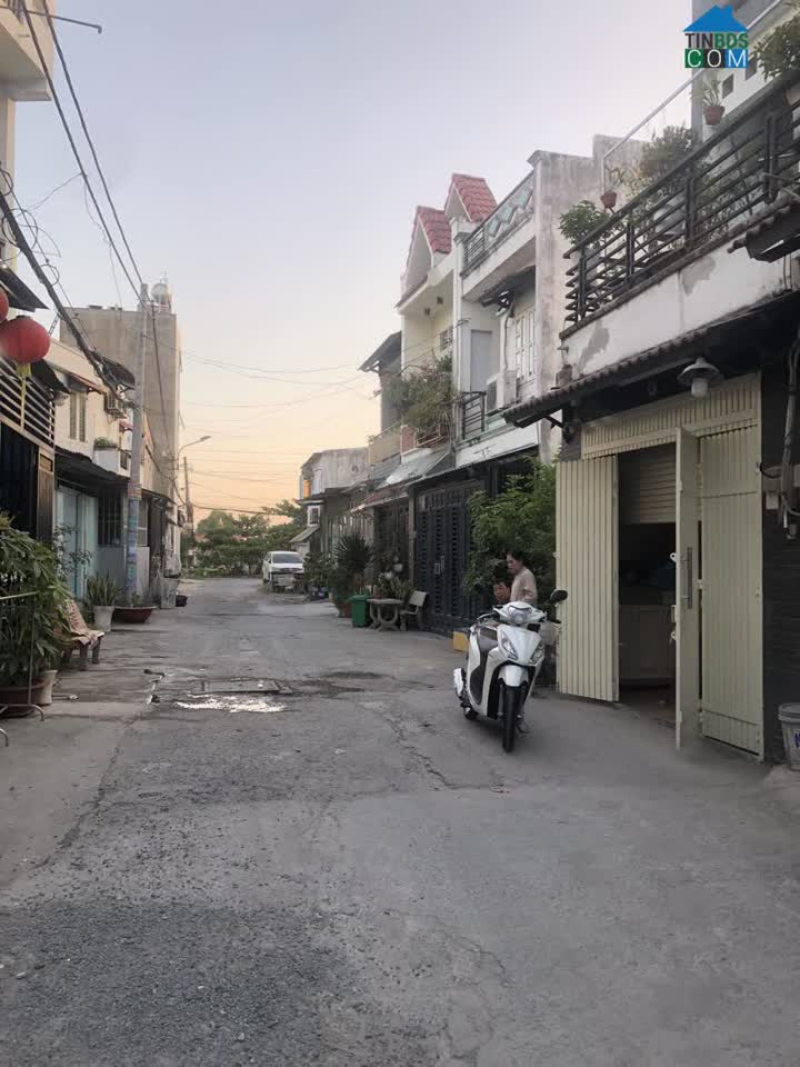 Ảnh Tỉnh lộ 10 Quận BÌNH TÂN , giá rẻ bán như cho 0