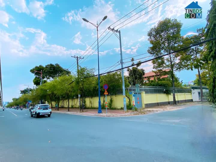 Ảnh Chủ gửi lô đất MT Nguyễn Bỉnh Khiêm P. Bình Thọ Thủ Đức 400m2 giá 45 tỷ 0