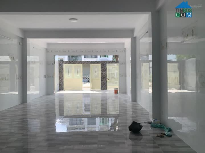 Ảnh Cho thuê nhà nguyên căn mặt tiền Trường Sơn Tân Bình DT 11x15 – Trệt,6 lầu.Giá 115tr/tháng 0