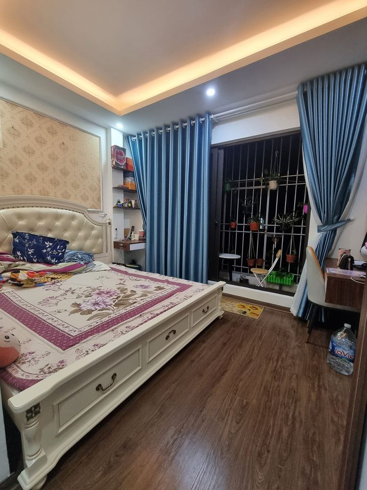 Ảnh Siêu phẩm. Bán nhà phố Khương Hạ, Thanh Xuân. 40m2 x 5T, MT 5m. Ô TÔ, KINH DOANH. Hơn 5 tỷ.... 0