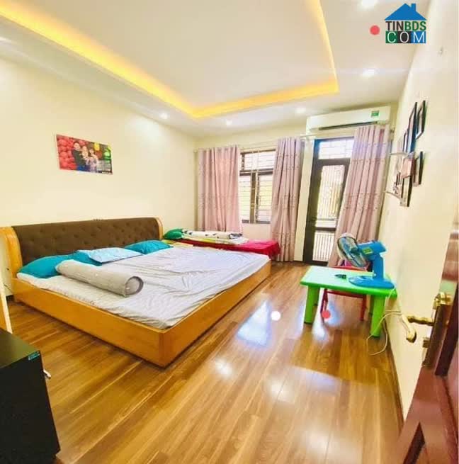 Ảnh Bán nhà đẹp Lạc Long Quân,Cầu Giấy,46m,4m,30m ô tô tránh,giá chỉ 6.3 tỷ LH Hải CG 0966866250 0