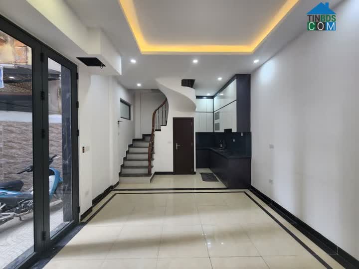 Ảnh Bán nhà ngõ 1 phố Bùi Xương Trạch, Thanh Xuân. 35m2 x 5T. MT 5m. NHÀ ĐẸP. Ô TÔ. KD. Nhỉnh 4 tỷ.... 0