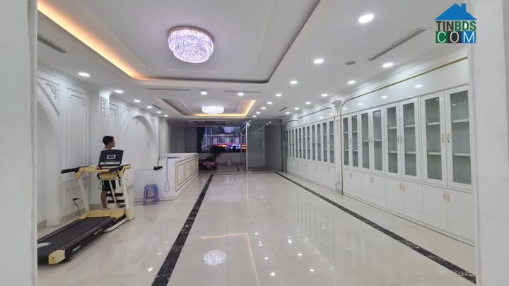 Ảnh Siêu phẩm nhà 2 mặt phố Ô Chợ Dừa, Đông Các Đống Đa DT 64m2, mặt tiền 4.7m, chỉ 28.2 tỷ 0