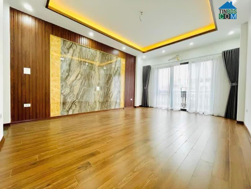 Ảnh Bán gấp nhà đẹp Nguyễn Khang,Cầu Giấy,48m,4T,4m,lô góc,giá chỉ 5.9 tỷ LH Hải CG 0966866250 0