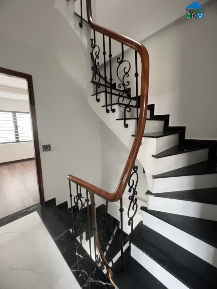 Ảnh Bán nhà Trương Định,Hoàng Mai. Ô Tô, Nhà MỚI Ở NGAY, DT42m2 x 5 tầng, giá 6.1 tỷ. 0