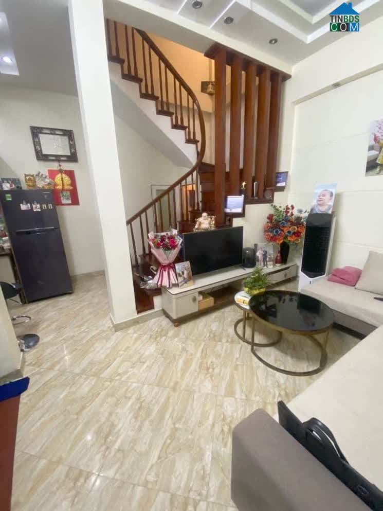 Ảnh Bán Gấp Nhà Đường Láng , DT 36M2 , 5 Tầng Long Lanh , MT 4m, Giá Chỉ Nhỉnh 4 Tỷ. 0