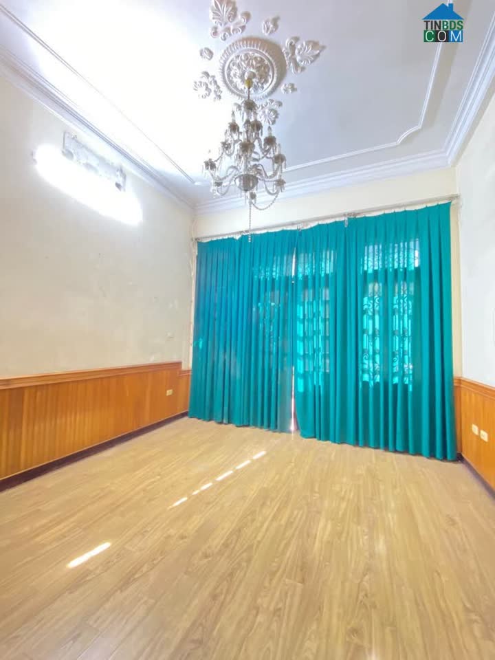 Ảnh Bán nhà phố Hoàng Quốc Việt, Q. Cầu Giấy, kinh doanh, ô tô vào nhà 68m2, 12.9 tỷ. 0