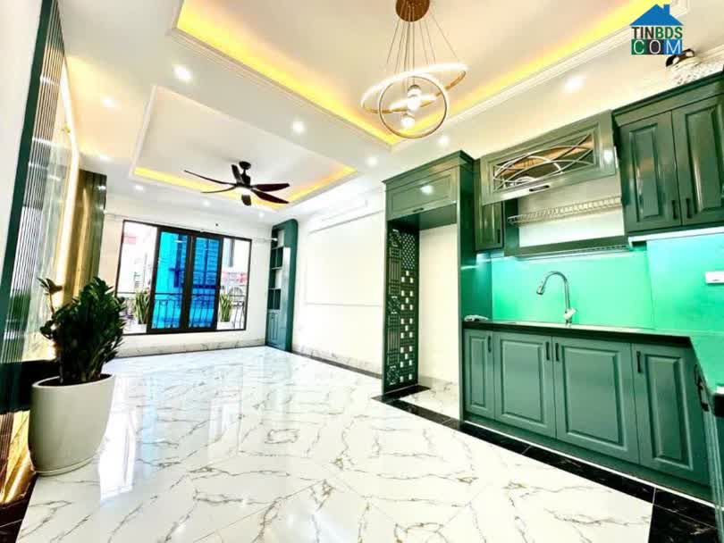 Ảnh Bán nhà đẹp,mới Trung Kính,Cầu Giấy,gần phố,55m,5T,giá 6.4 tỷ LH Hải CG 0966866250 0