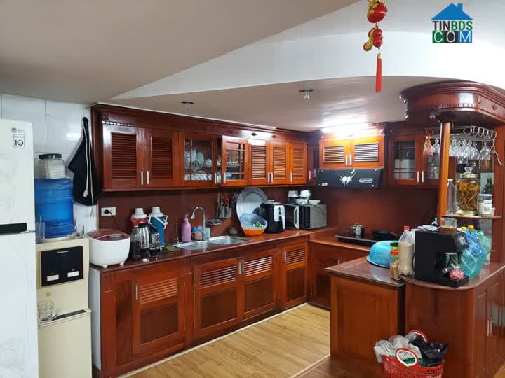 Ảnh Cực rẻ. Bán nhà phố Chùa Láng, quận Đống Đa. 40m2 x 5 Tầng. Ô TÔ. GẦN PHỐ. Hơn 4 Tỷ. 0968084286 0