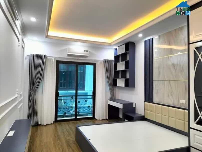 Ảnh GẤP! Thang máy, lô góc, bán nhà Hào Nam 55.6m, ngang 6m nhỉnh 7 tỷ 0